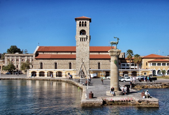 Mandraki-Hafen, Rhodos - Stadt