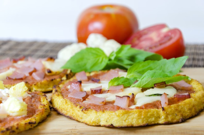 pizza margherita din conopida