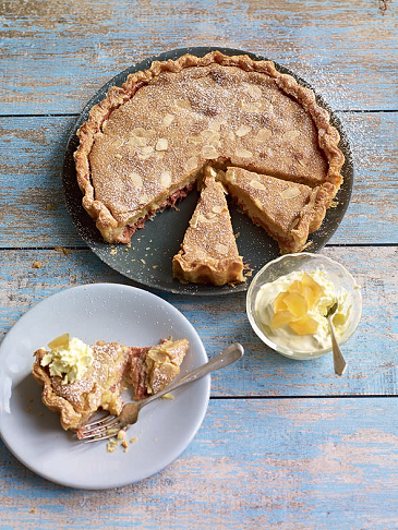 tarta cu rubarbura si crema de ghimbir