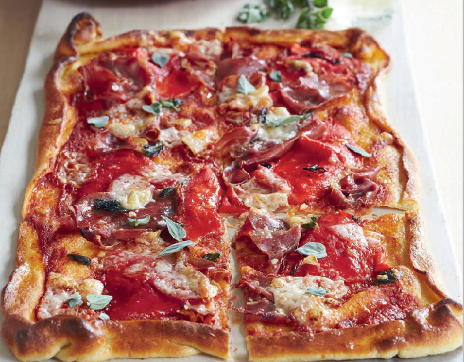 pizza cu sunca si ardei gras