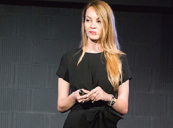 roxana dumitrache, conferinta TEDx