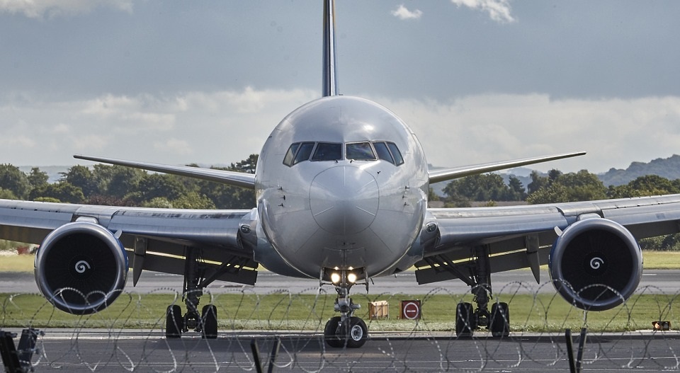 zborul cu avionul
