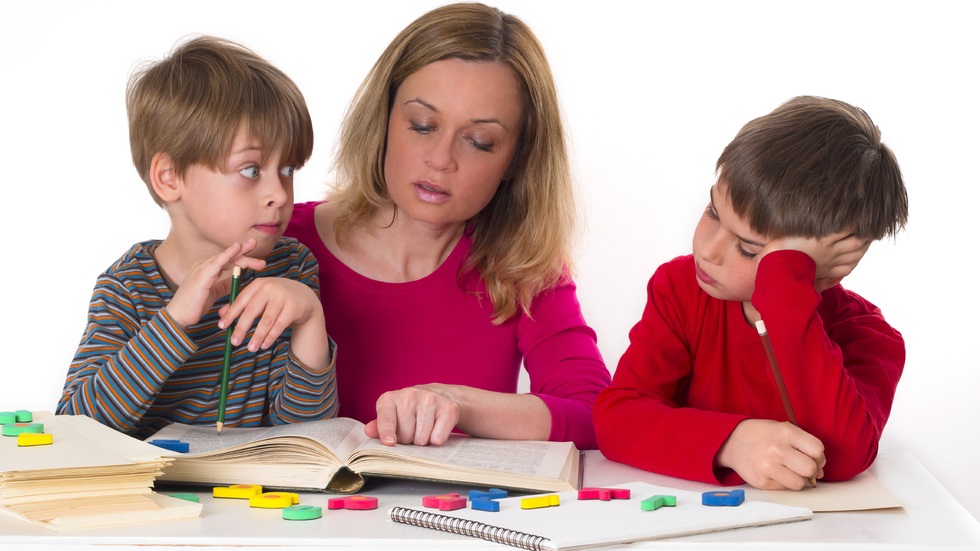 Cum îți educi băieții