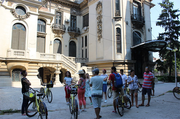 Pe urmele lui Enescu