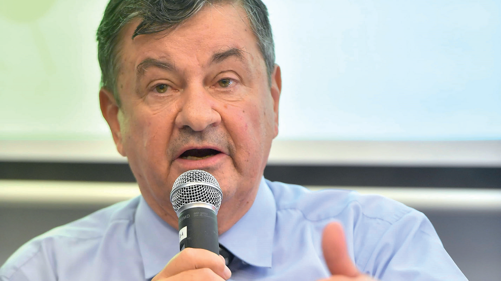 Prof. Univ. Dr. Florinel Bădulescu, medic primar oncolog