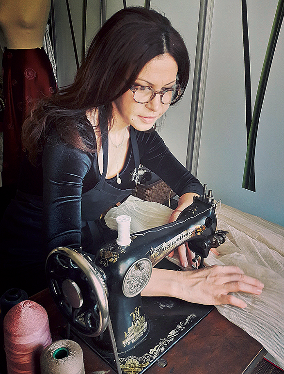 Mihaela Bachmann pălării