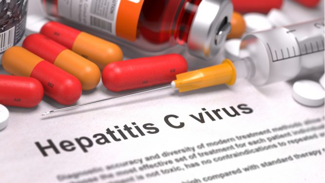 Hepatita C poate fi eliminată dacă este diagnosticată și tratată corect