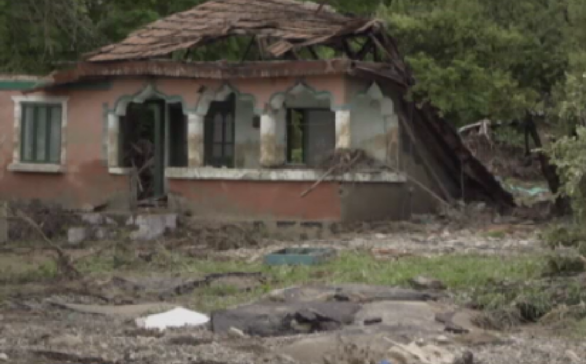 Drama inimaginabilă a unei mame care și-a pierdut toți cei 4 copii2