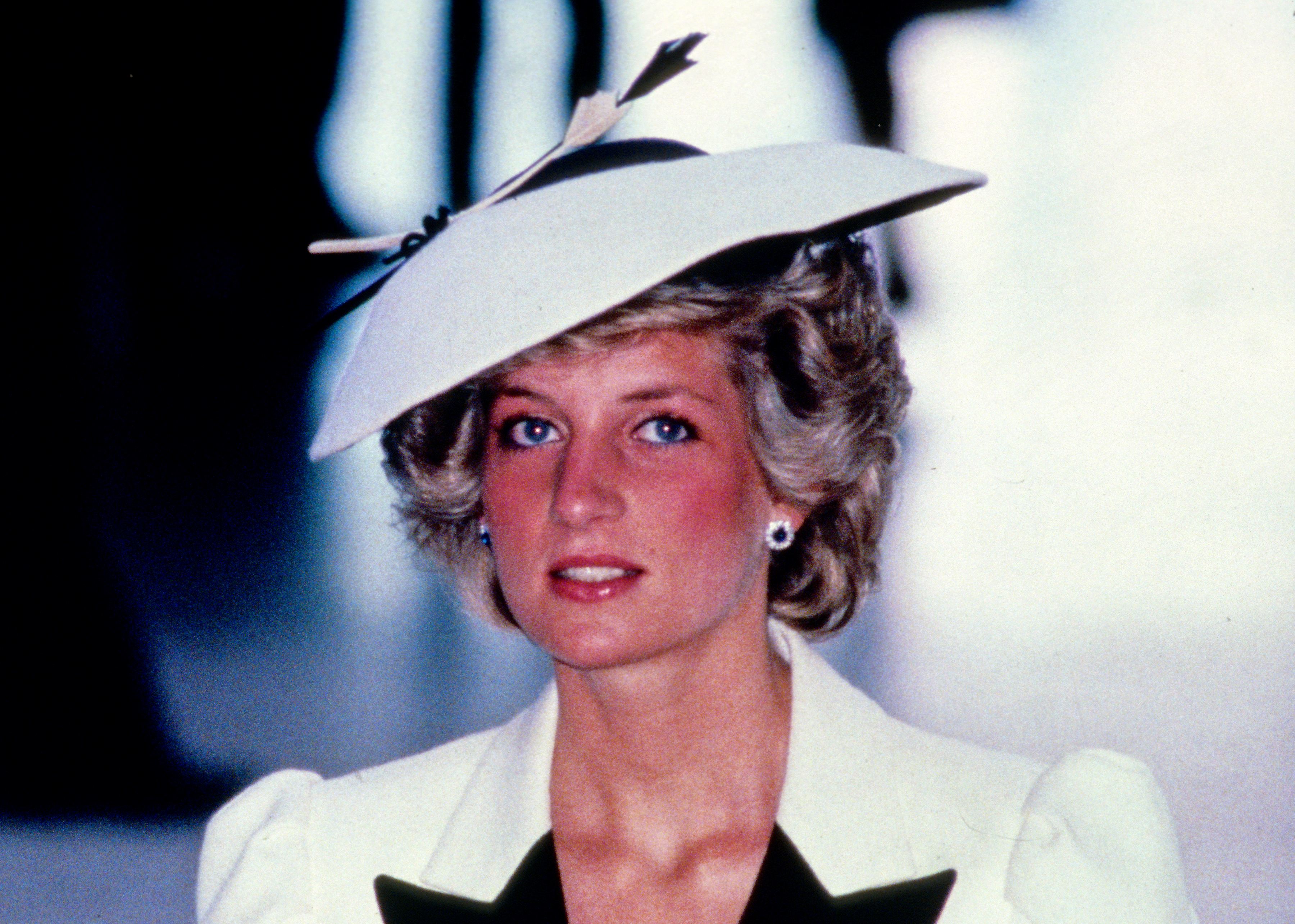 Prințesa Diana, 1985