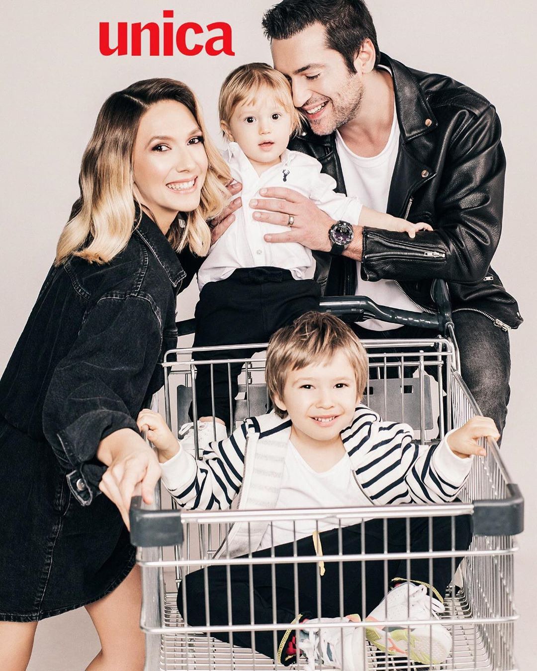 Adela Popescu Mesaj Haios In Mediul Online