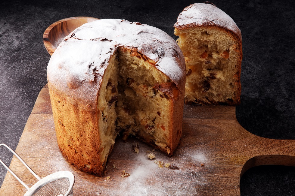 cozonac PANETTONE cu fructe confiate