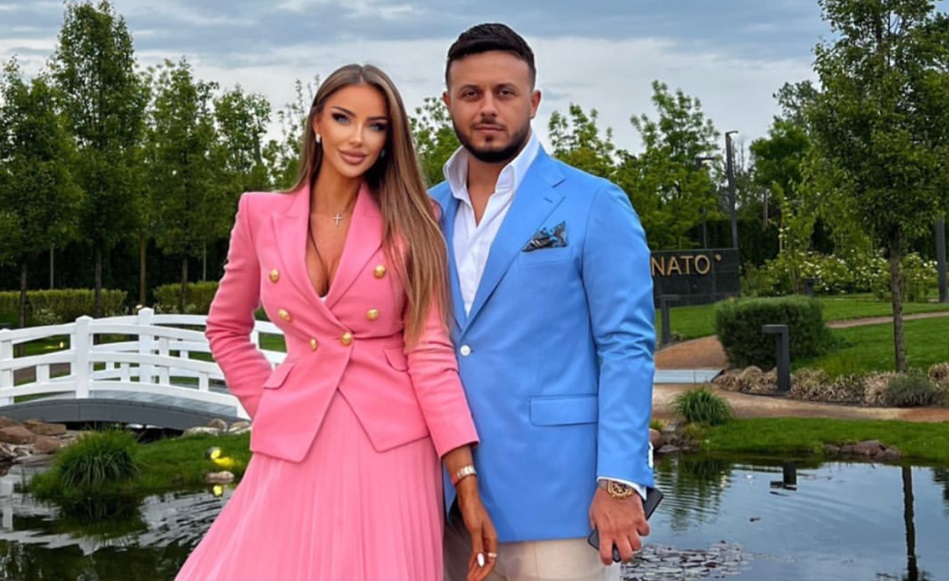 Cum s-a pozat Bianca Drăgușanu cu mama lui Gabi Bădălău