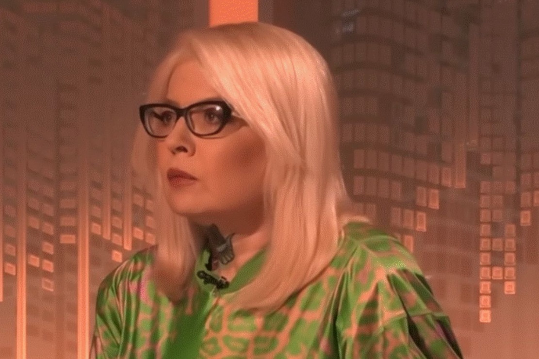 De Ce Catinca Roman E Certat Cu Petre Roman