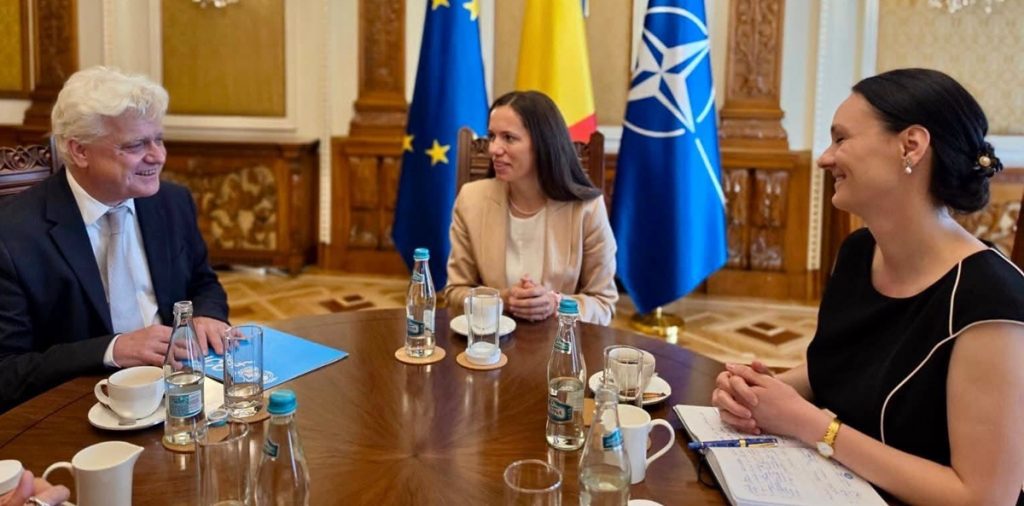Mirabela Grădinaru, apariție neobișnuită la primirea delegației UNICEF. Ce ținută inedită a ales Prima Doamnă