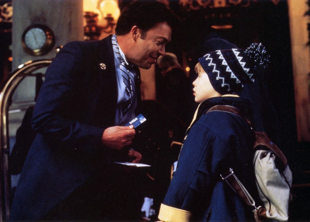Tim Curry, actorul din „Singur acasă 2”, a murit. Ce au transmis colegii săi după vestea tragică