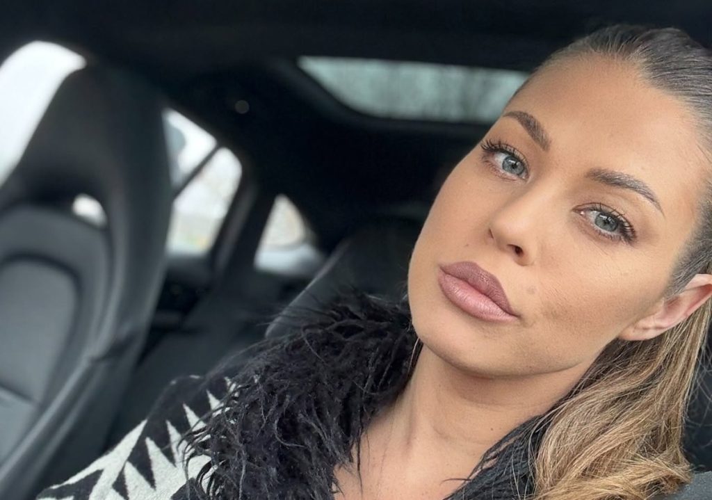 Cum a slăbit Roxana Nemeș după ce a ajuns la 70 de kilograme. Artista a încercat diete drastice, dar a învățat regula măsurii