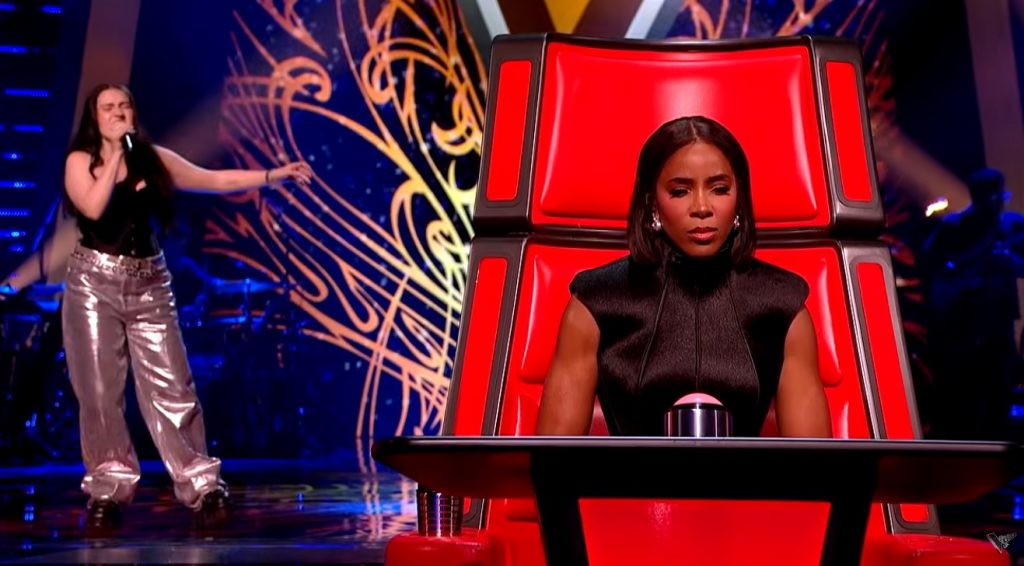 Cine este Teodora Sava, prima româncă la The Voice UK care a întors toate cele 4 scaune: „Este doar începutul…”. Mesajul transmis de Jo pentru artistă